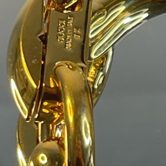 Gucci Gold Tone Metal Cuff Bracelet - Picture 5 of 5